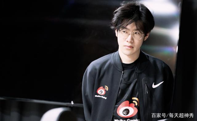 DWG前途光明!,TheShy新星最后时刻胜出表现突出上演精彩一战(巡光歌词) DWG前途光明!,TheShy新星最后时刻胜出表现突出上演精彩一战(巡光歌词)