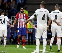 包含今晚欧超杯传出新动向，亚特兰大远射贴柱，管理层表态——媒体盛赞，医务组通报恢复的词条