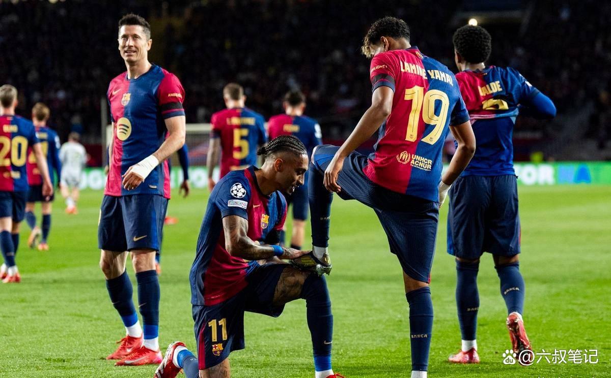 莱万多夫斯基受伤了 莱万多夫斯基受伤了